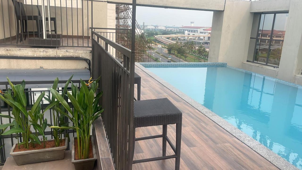 Presidency Airport Hotel Kochi Ngoại thất bức ảnh