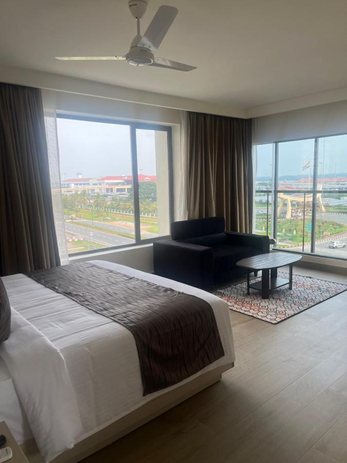 Presidency Airport Hotel Kochi Ngoại thất bức ảnh