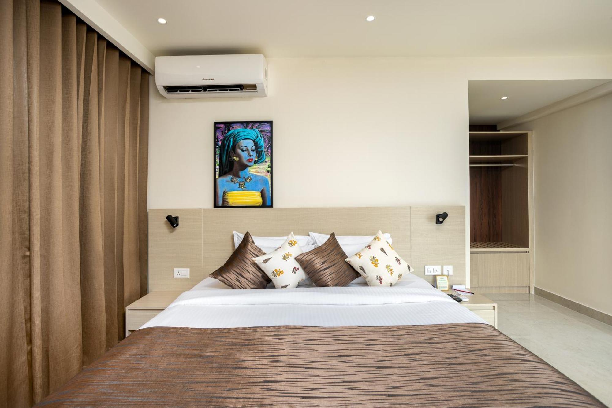 Presidency Airport Hotel Kochi Ngoại thất bức ảnh