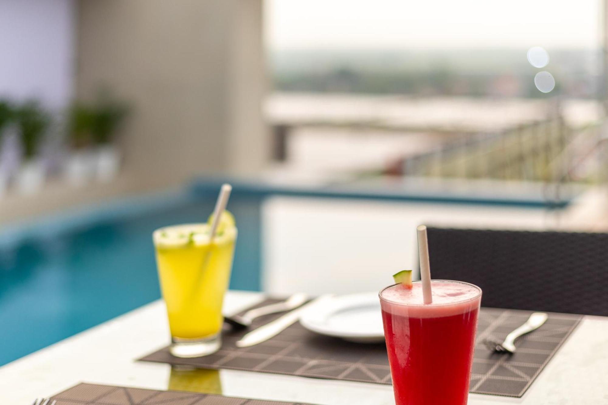 Presidency Airport Hotel Kochi Ngoại thất bức ảnh