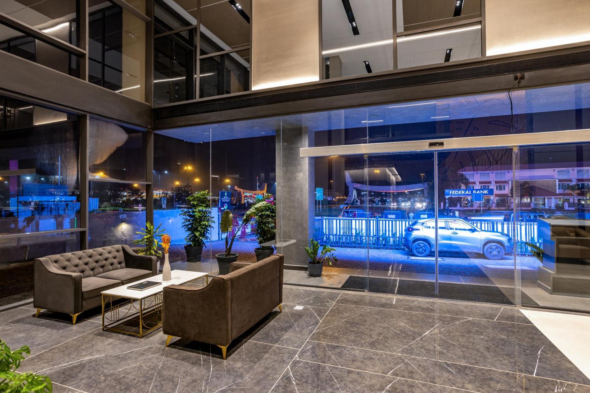 Presidency Airport Hotel Kochi Ngoại thất bức ảnh