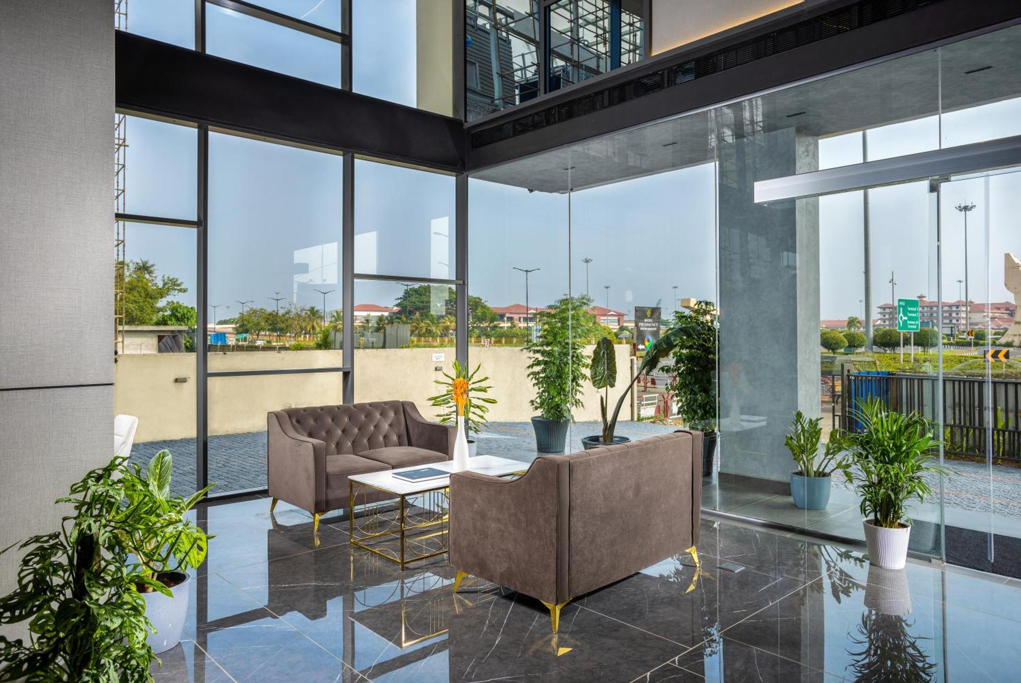 Presidency Airport Hotel Kochi Ngoại thất bức ảnh
